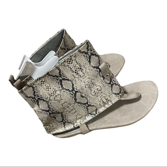 Size 6.5 Snakeskin Gladiator Style Sandals - Picture 3 of 4